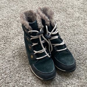 Girls Sorel boots